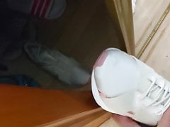 sneaky cum in fresh pumas