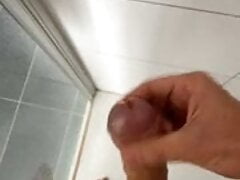 Solo wank shower