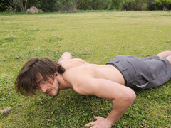Bearded, long-haired dude Gauge deepthroats and rides