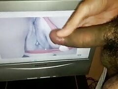 amigo batendo uma pra minha vadia