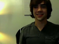 Super hot Teenage Records Himself While Jizzing