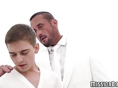 Deviant elder invites twink for a hardcore fuck session