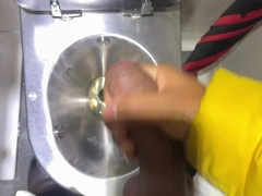 Insatiable uncircumcised fapping and nutting on public instruct