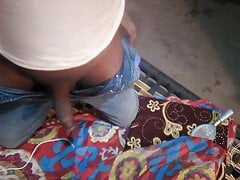 Indian boy cumshot video - porn boy lund ka maal handjob boy