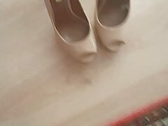 business woman heels cummed