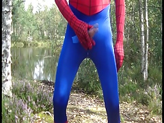 Randon spiderman self pleasure