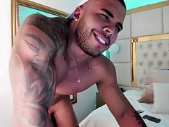 Hot Muscle Guy Wank - Special