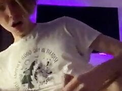 Twink eats his own cum