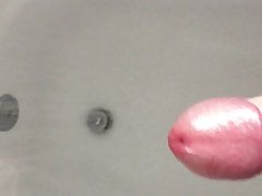 Guy jerk off on shower