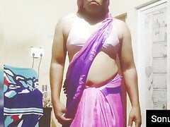 Hot Indian femboy sonusissy navel in saree
