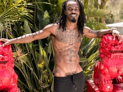 Muscular black guy Fame jerking his throbbing BBC