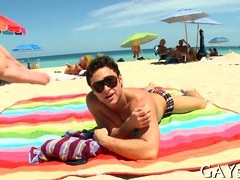 Guy's dream come true: encountering a hung stud