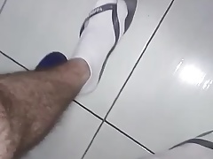 Havaianas e Rider com meias