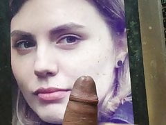 Just another pretty lady that wanted a cum tribute