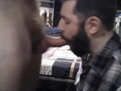 Big-Cock Bear Amateur Gets a Face Full of Cum