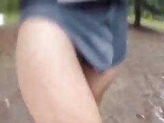 A walk in the wood with happy end