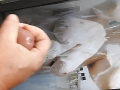 Cumming on MarrieRocks Soapy Tits