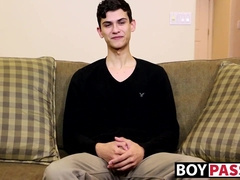 Justin answers some questions and performs an amazing solo