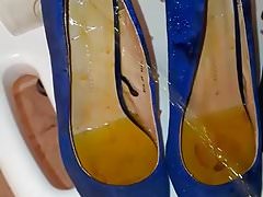 pissing cummy heels