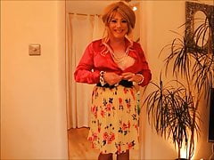 SIndy in red and yellow