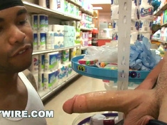 GAYWIRE - We Out Here Thug Hunting, Getting Insane In Utter Sight Of The Public!