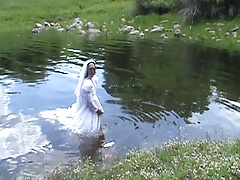 wetting gown b
