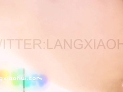 Lecturer Lang co-branded 2 Internet superstars and caught