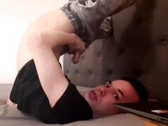 Showing off and trying to cum on face while chatting