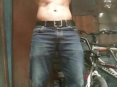 Indonesian - Irwan Opik, Flexing and Jerking Hunk Video