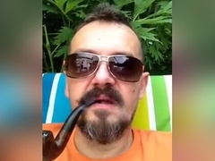 chillin with a Pipe in the garden