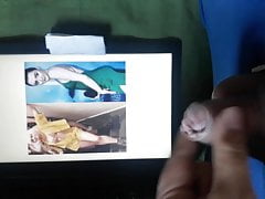 Jerking & Cumming to Maisie Williams 2, cum tribute, moaning