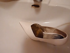 Piss in wifes bridal heel