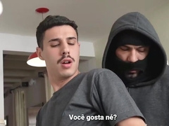 Armed robbery. - Free-for-all