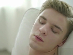 Handsome twink dildo fucks himself during jerk off