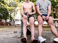 Twinks quick wank