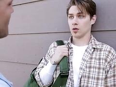 The repairman gets nailed by the horny gay partner