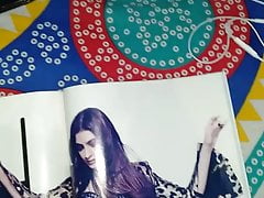 sonam kapoor cumtribute