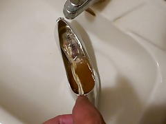 Piss in wifes silver high heel pump