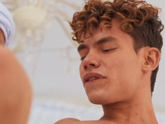 PRETTY BOI HEADS BOOTY-NAIL KINKY #1