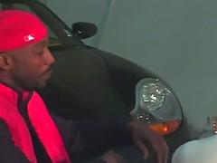 Black guy drills this white dude at the gym