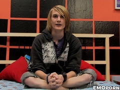 Blond Preston Andrews loves to show off his wanking technique