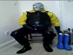 Wanking in latex