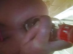 Bouteille dans le cul