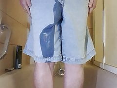 pee in jeans