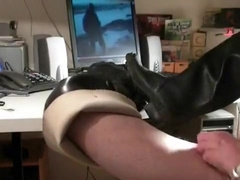 nlboots - enjoying the man on screen, me in hevea waders