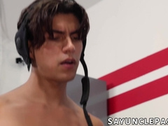 Alfonso Osnaya offers to take care of Jordan Lake throbbing boner