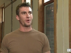 Muscle Homo Sole Fetish With Money-Shot