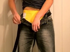 Newcommer King urinates a few times while wanking off solo