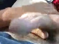 Mastrubate in car