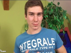 Patrick Hyde is happy to climax with his dick throbbing